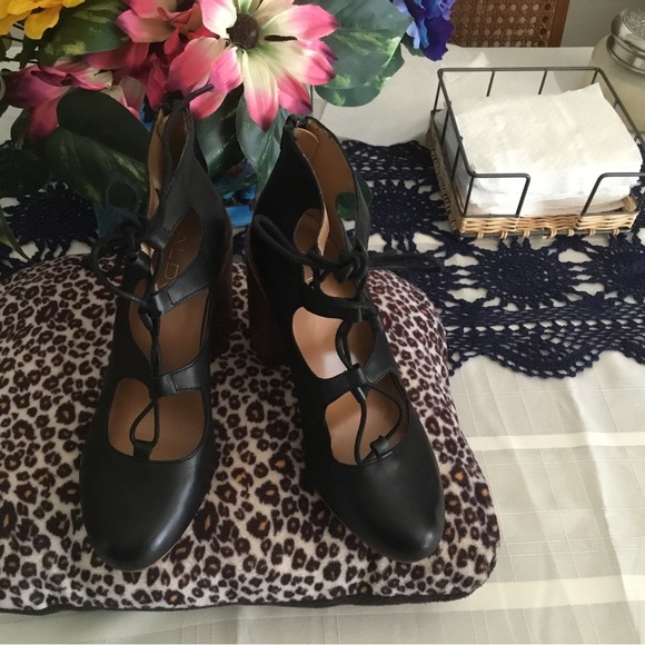 HP-ALDO BLACK LEATHER TIE LACE 4” BLOCK SQUARE HEEL SHOES/ NEW CONDITION /SIZE 6 - Picture 11 of 12